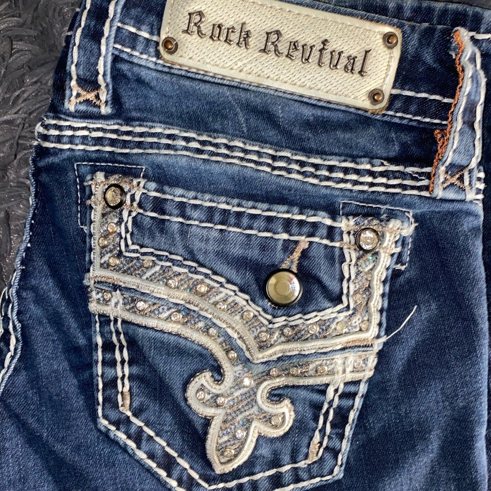 SIZE 27 ROCK REVIVAL BETTY MID RISE BOOT